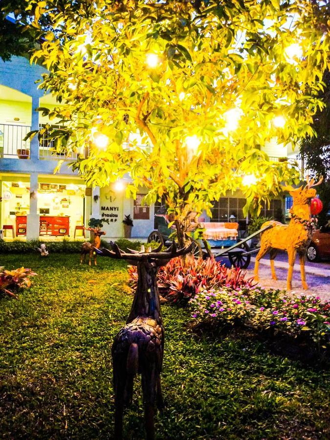 Manyi Boutique House Hotel Chiang Mai Buitenkant foto