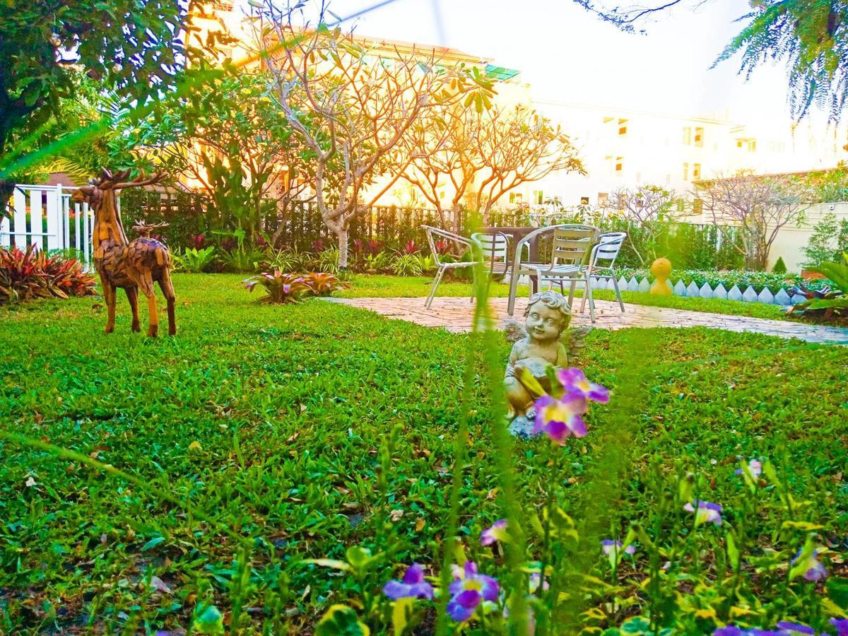 Manyi Boutique House Hotel Chiang Mai Buitenkant foto