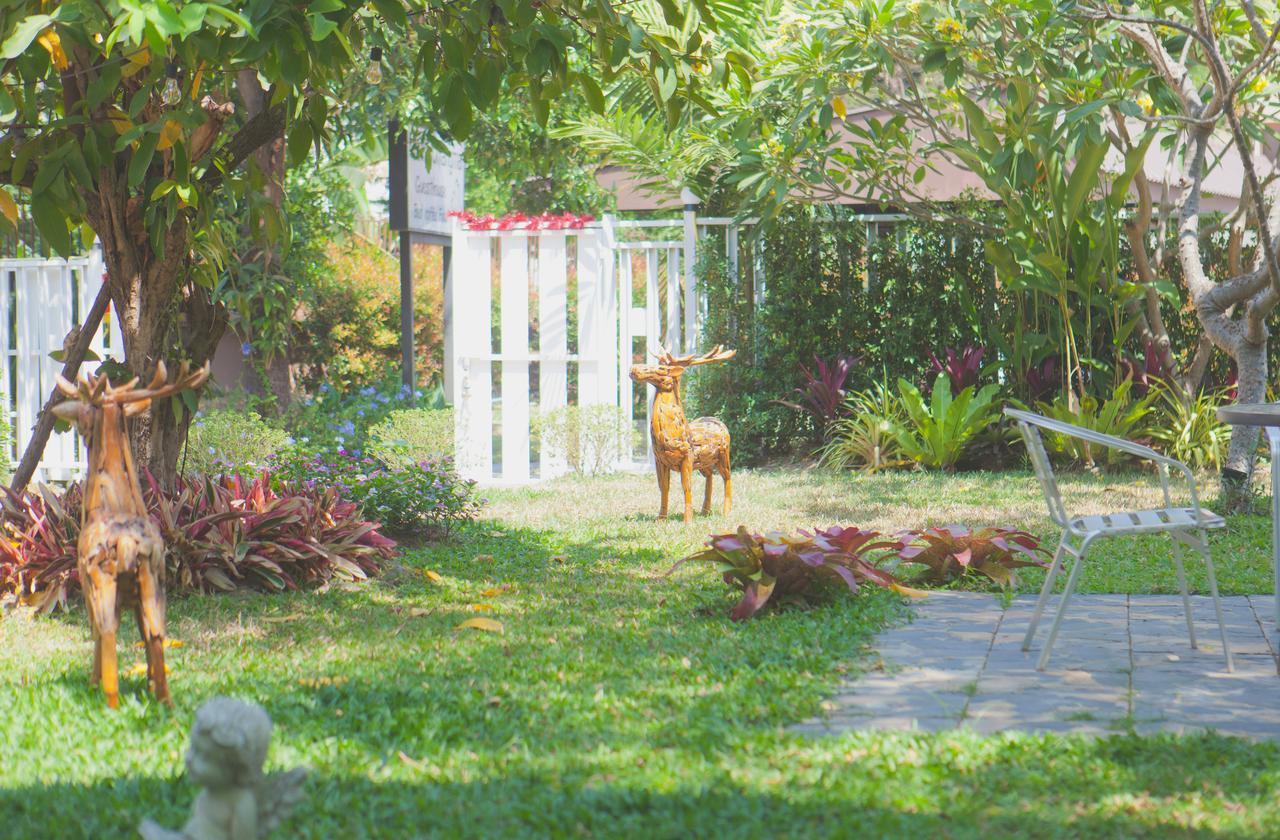 Manyi Boutique House Hotel Chiang Mai Buitenkant foto