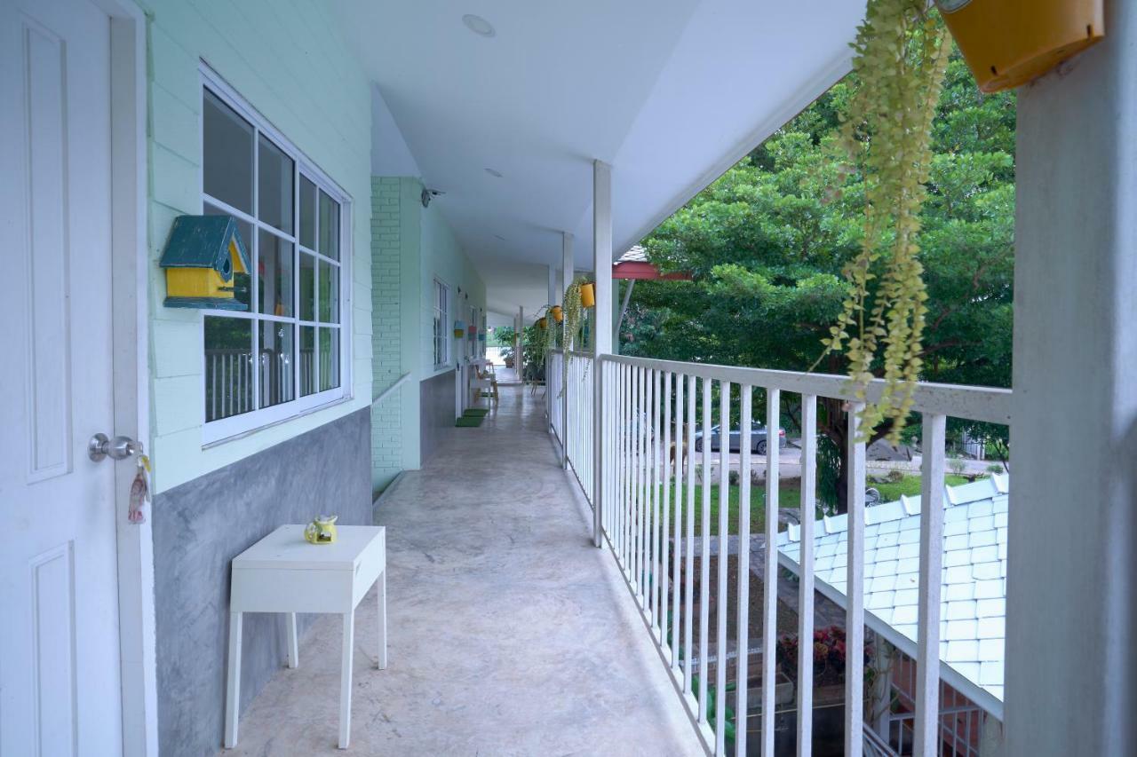 Manyi Boutique House Hotel Chiang Mai Buitenkant foto