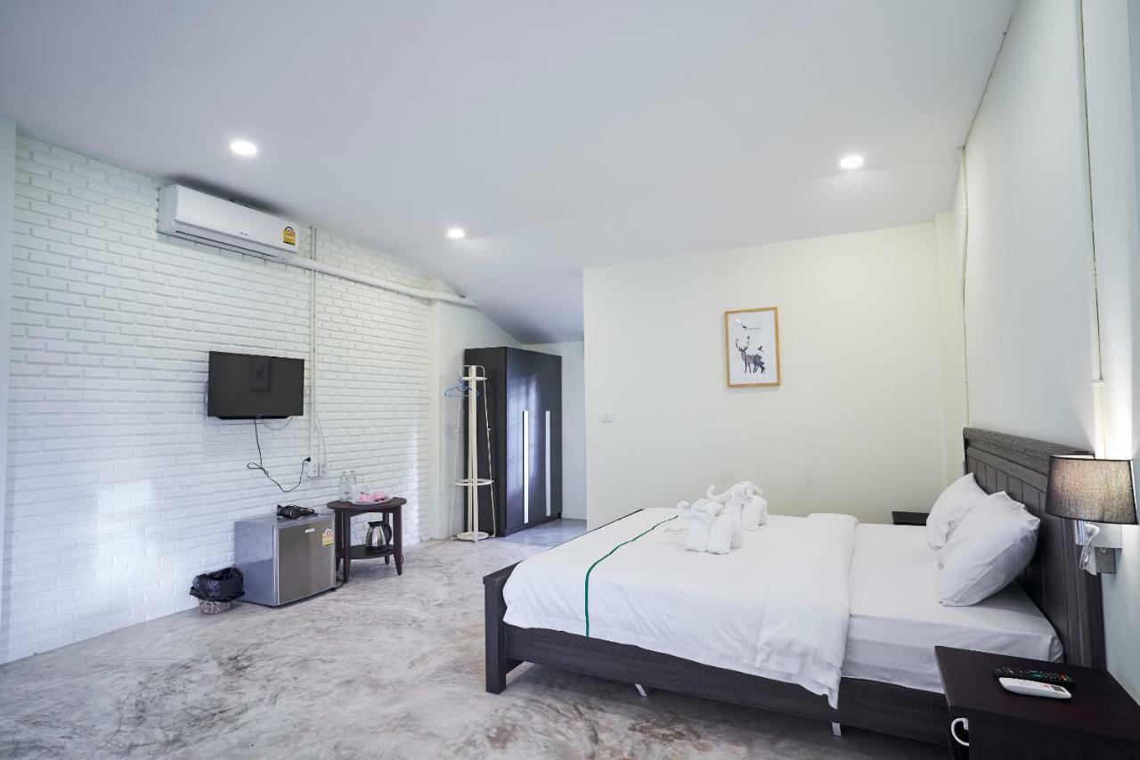 Manyi Boutique House Hotel Chiang Mai Buitenkant foto