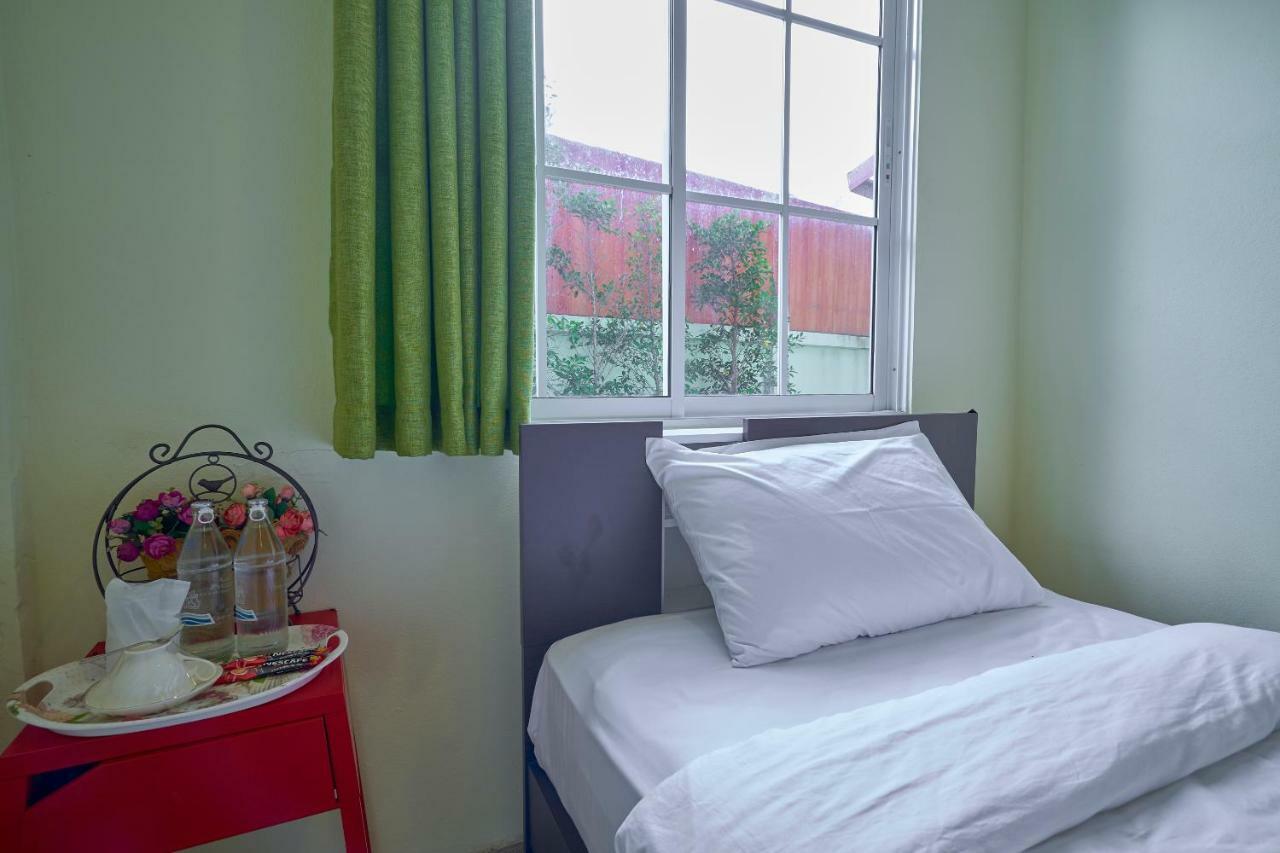Manyi Boutique House Hotel Chiang Mai Buitenkant foto