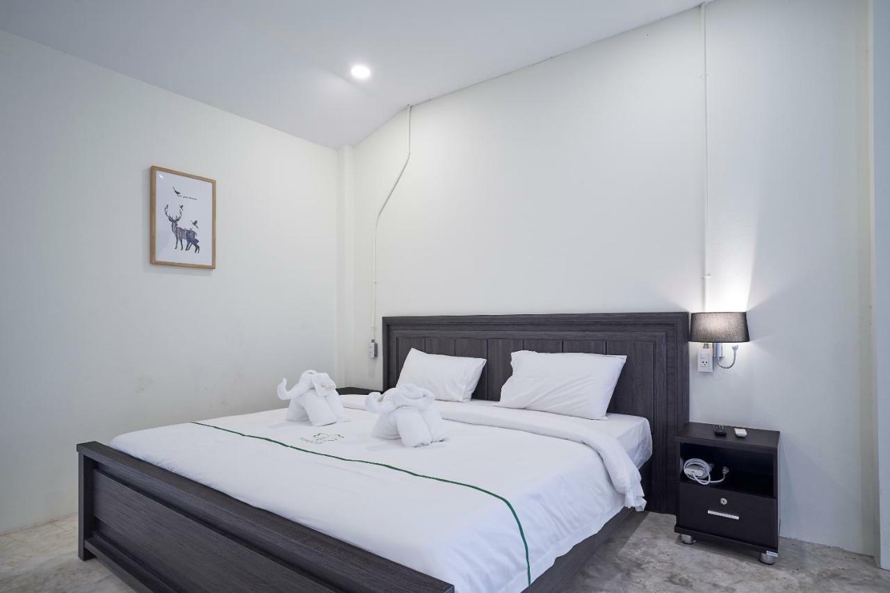 Manyi Boutique House Hotel Chiang Mai Buitenkant foto